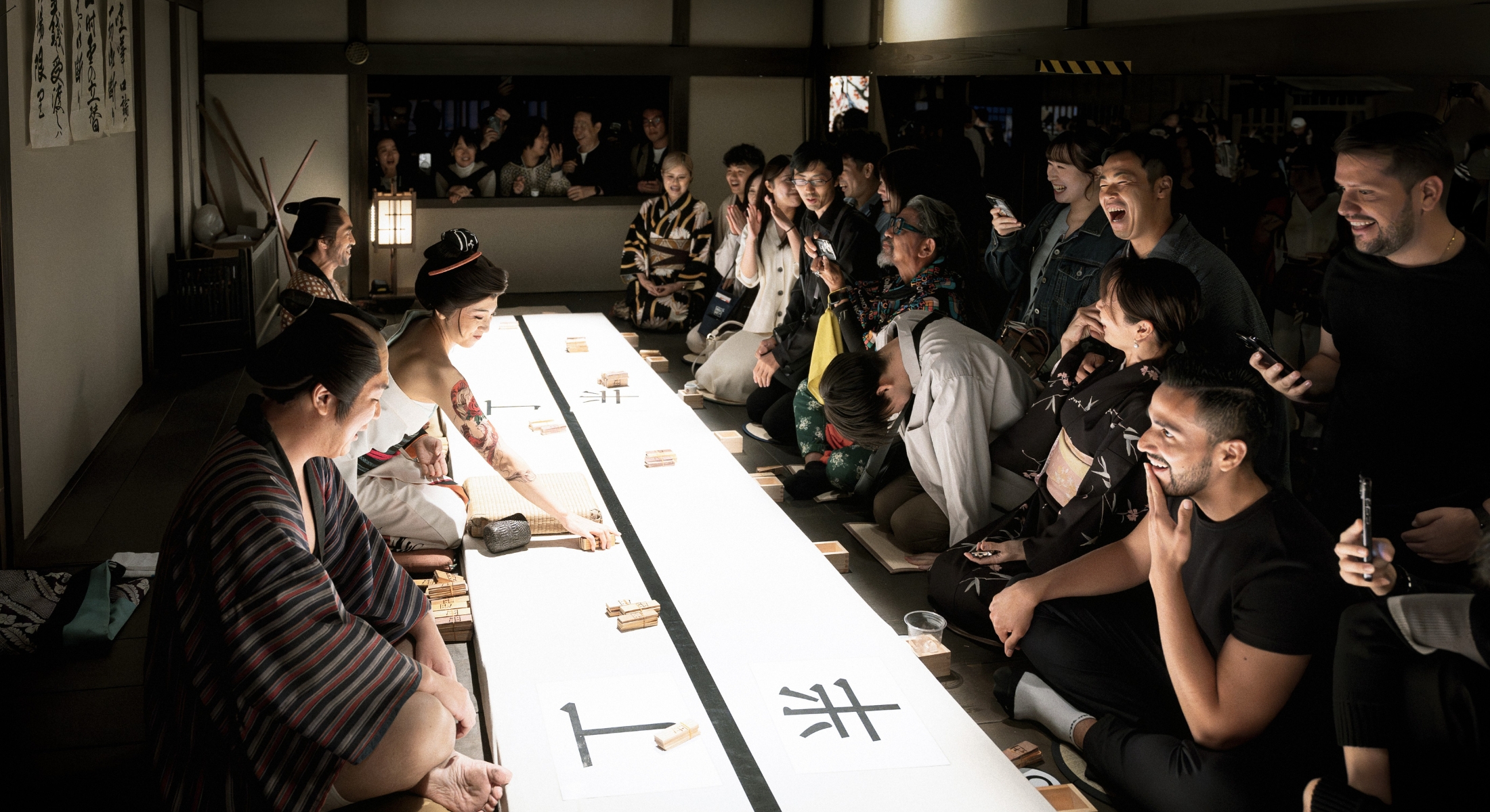 太秦映画村で再現された丁半博打のシーン Chohan gambling scene recreated at Toei Kyoto Studio Park